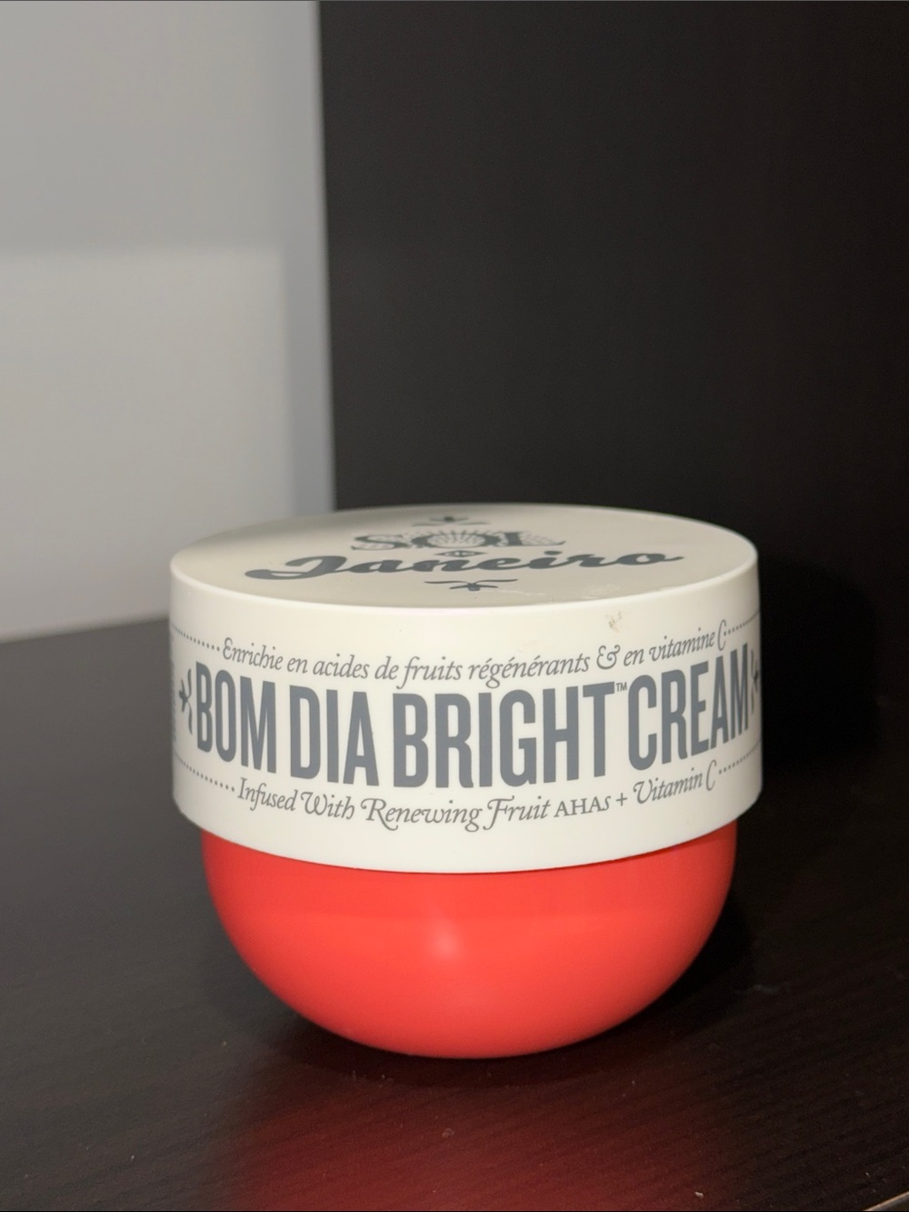 Sol de Janeiro Bom Dia Bright Cream - Coral & White